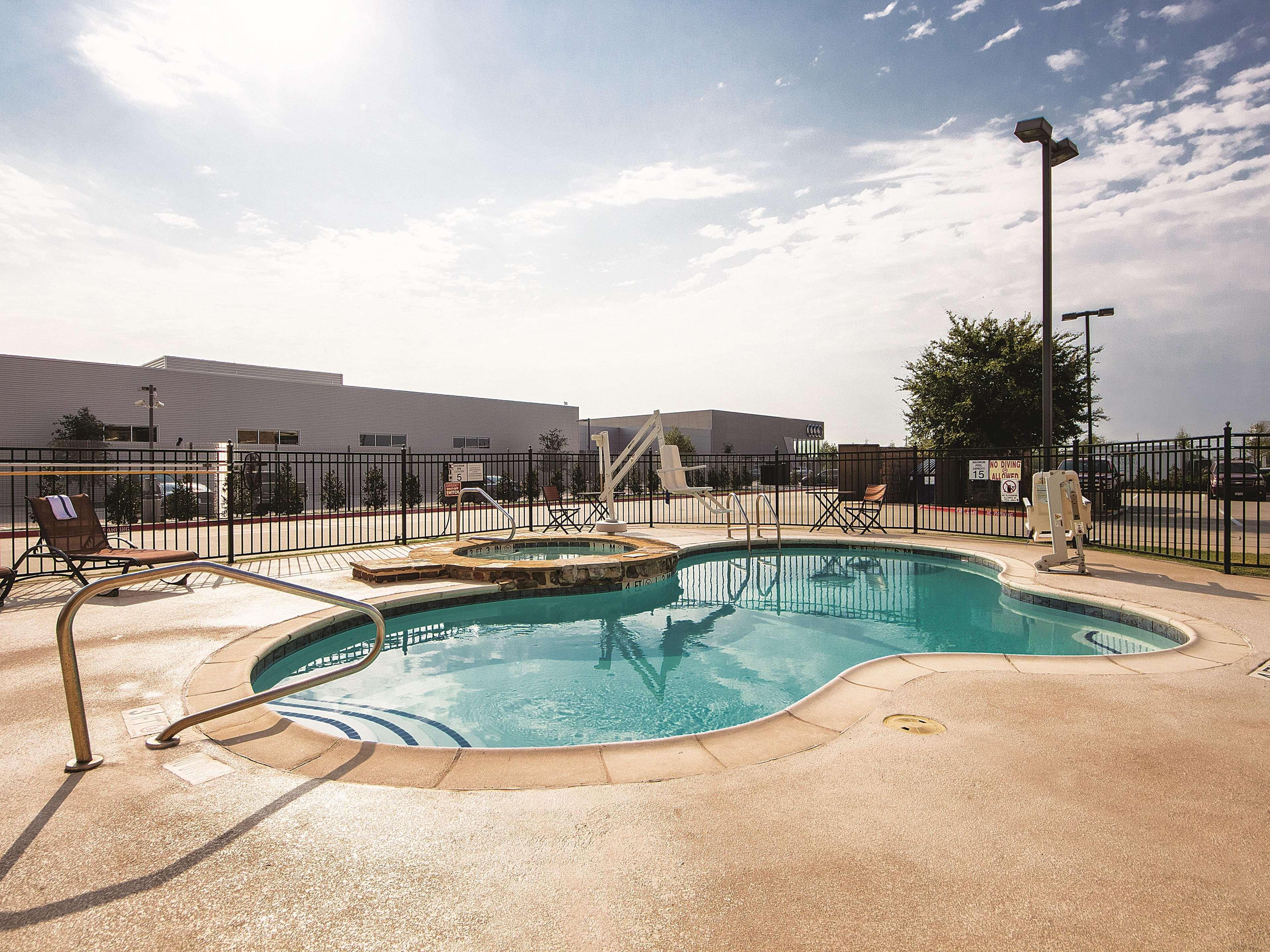 La Quinta By Wyndham Mckinney Exterior photo